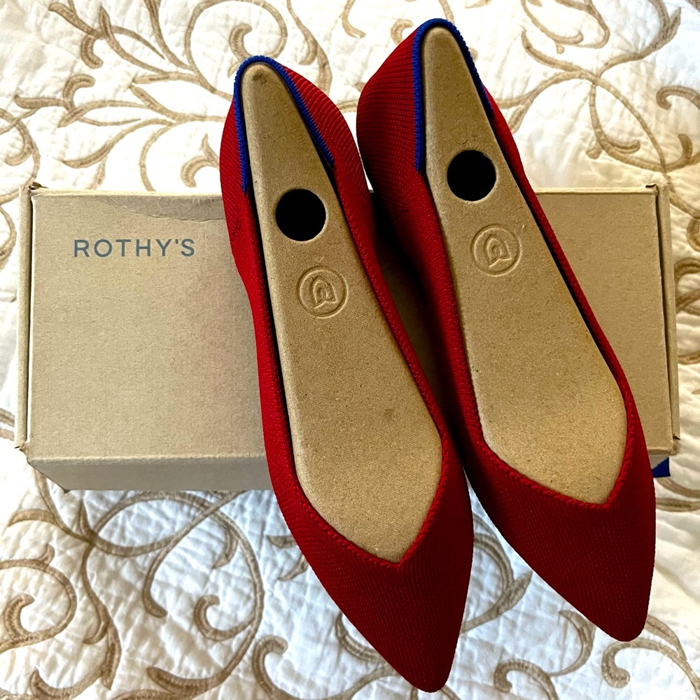Rothy’s Chili Red pointed toe shoes